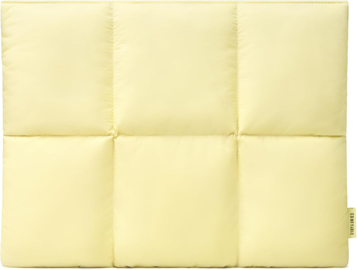 Lightweight Puffy Quilted Magnetic Laptop Sleeve