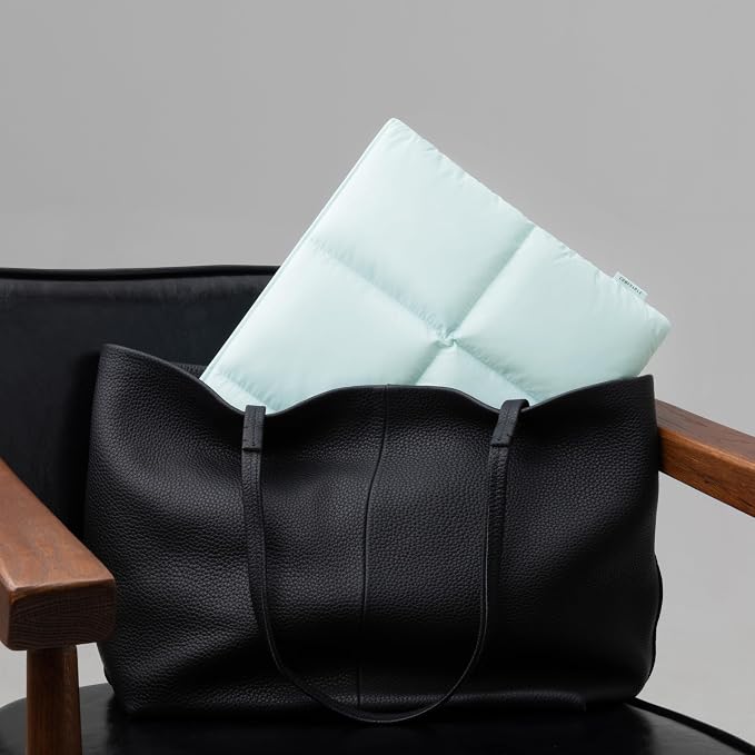 Lightweight Puffy Quilted Magnetic Laptop Sleeve